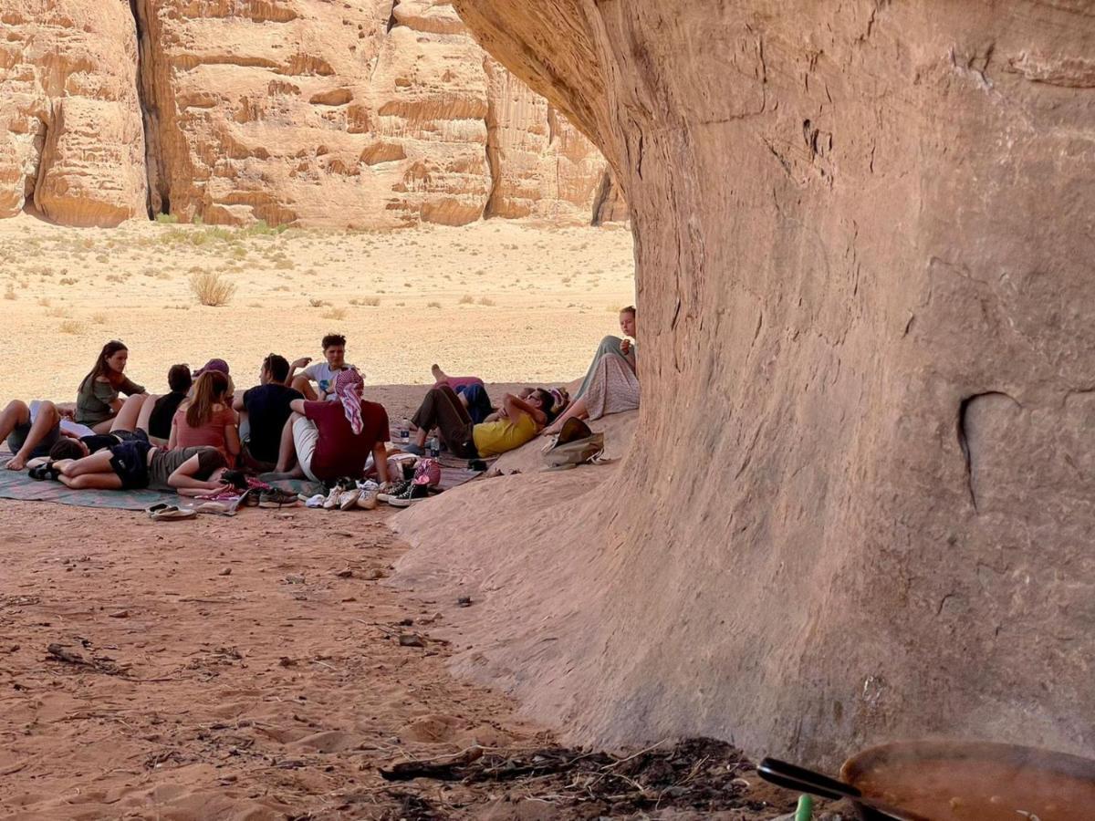 Wadi Rum Travel Camp Ngoại thất bức ảnh