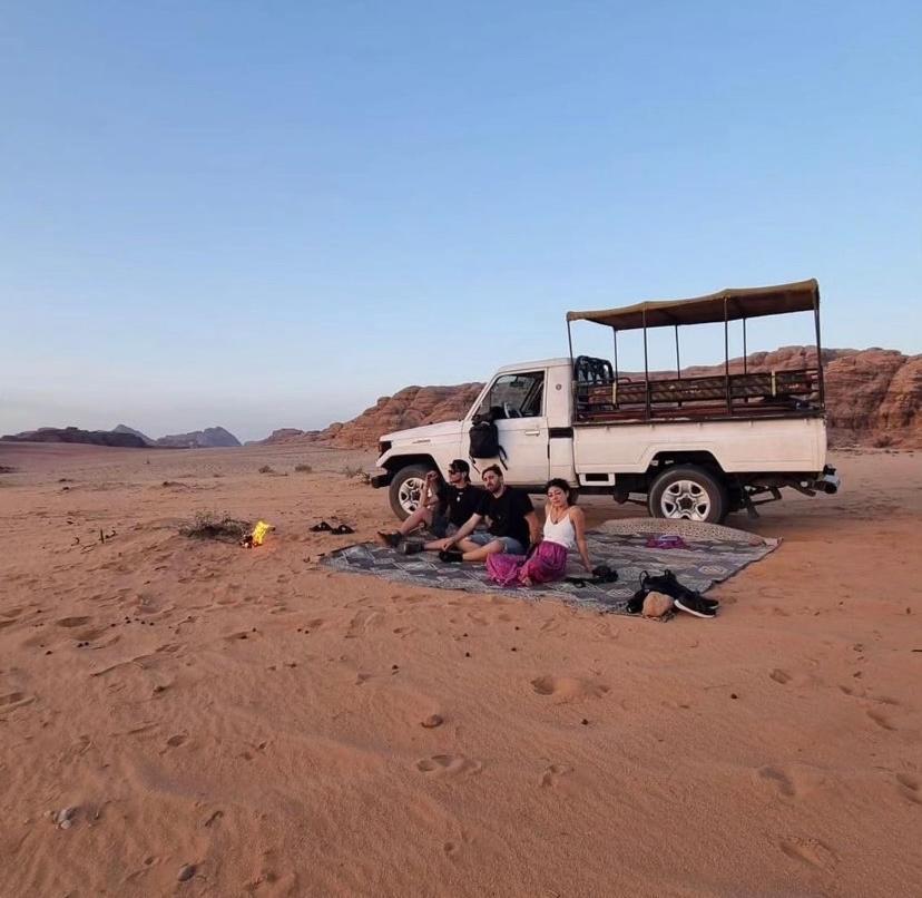 Wadi Rum Travel Camp Ngoại thất bức ảnh