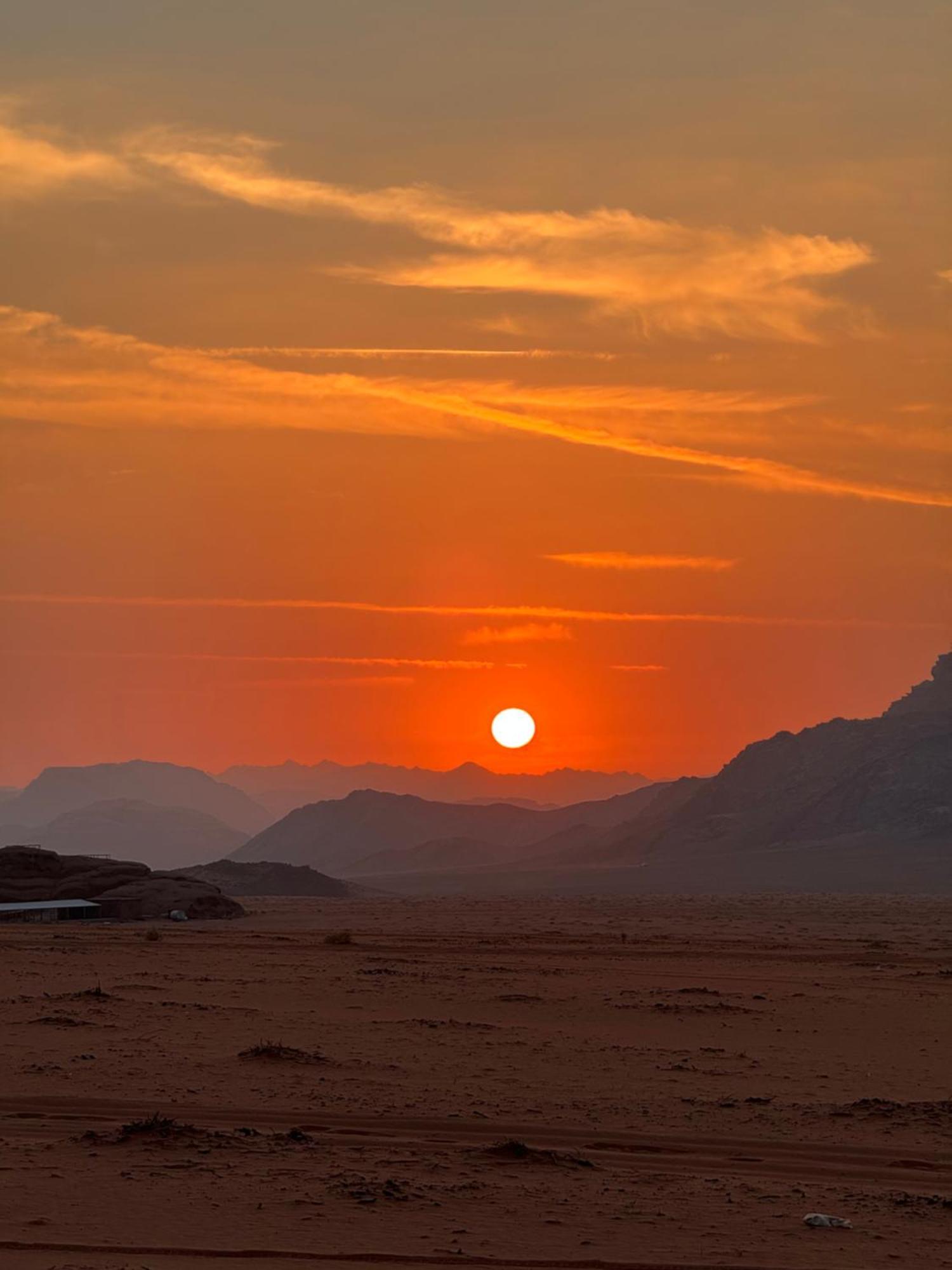 Wadi Rum Travel Camp Ngoại thất bức ảnh