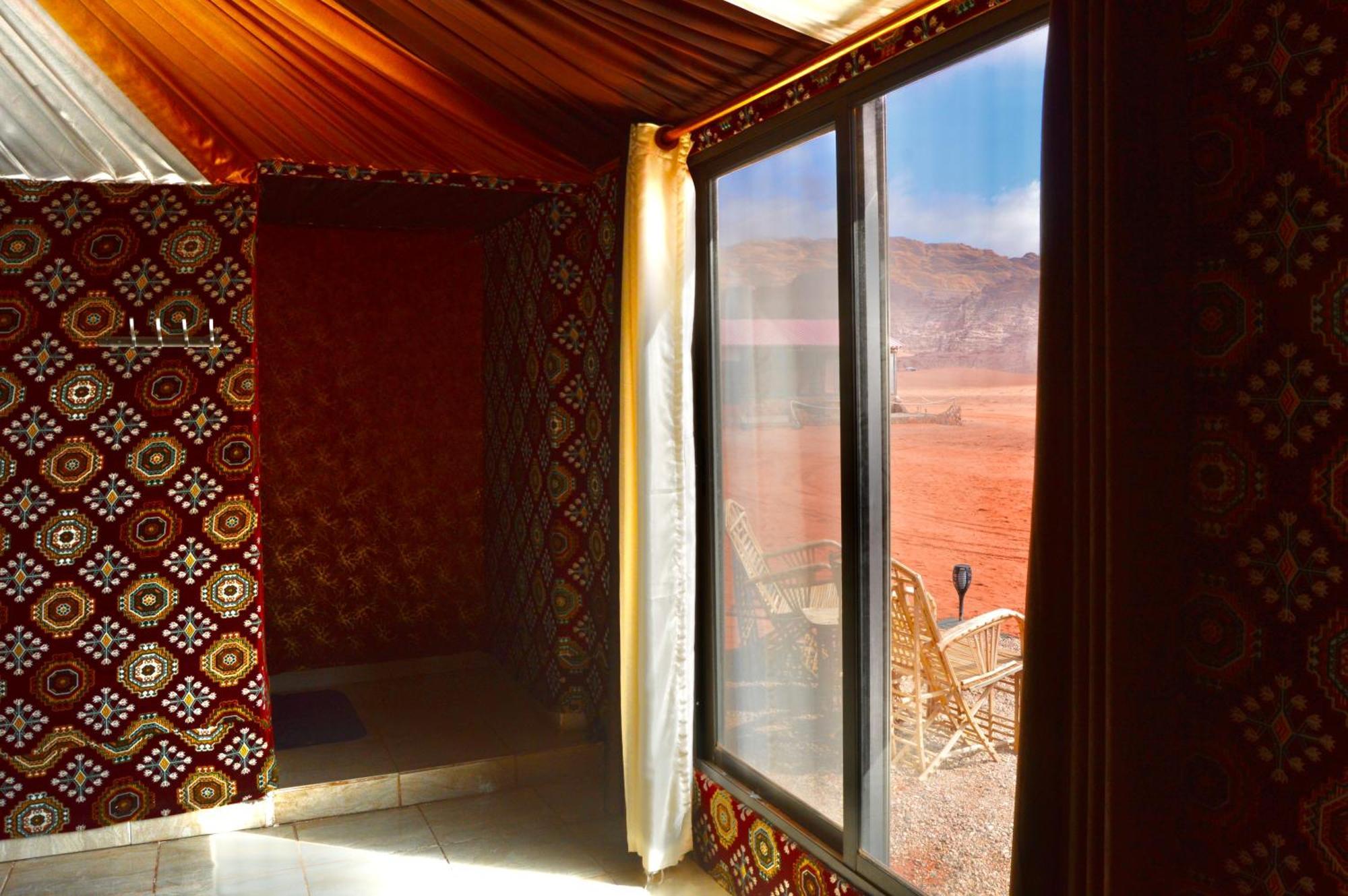 Wadi Rum Travel Camp Ngoại thất bức ảnh